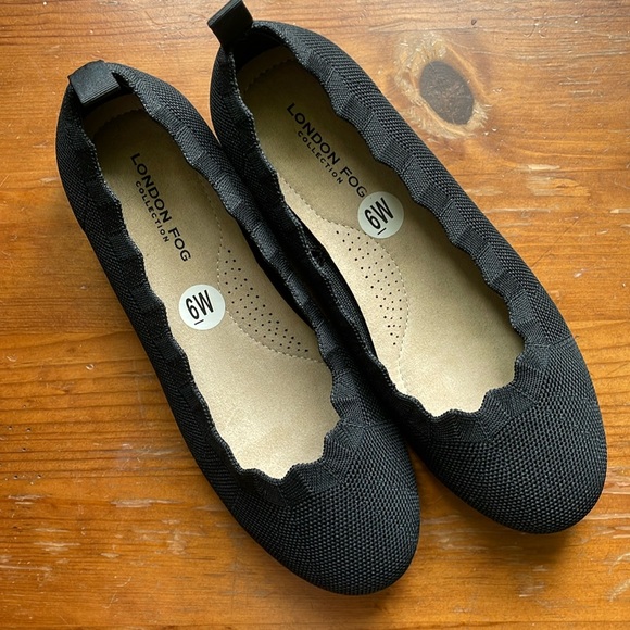 NWOT Black ballet flats - Picture 1 of 7
